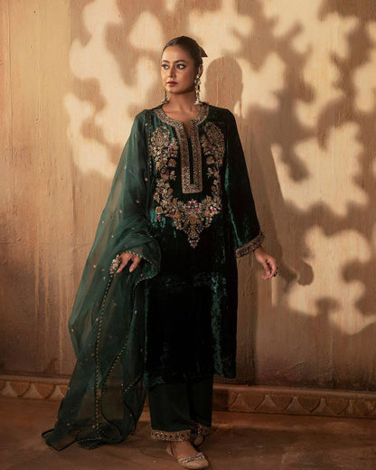 Adhira Heavy Viscous Velvet Pakistani Suit